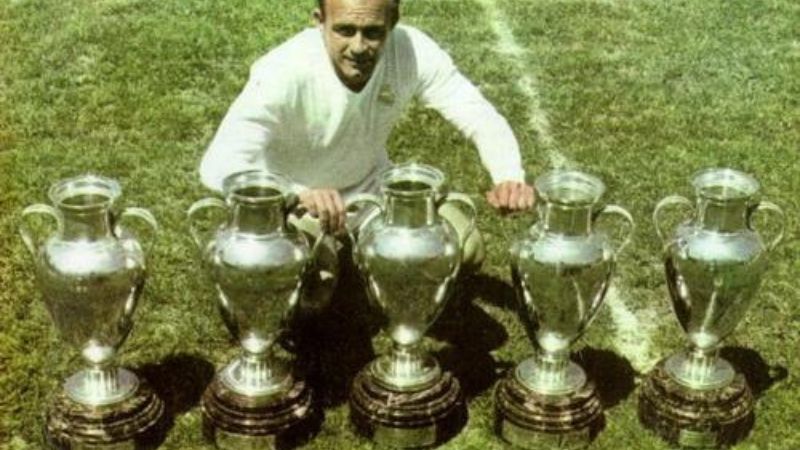 Sự nghiệp thi đấu của Alfredo Di Stefano